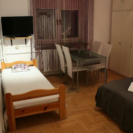 Apartamenty Varsovie Zelazna Extérieur photo