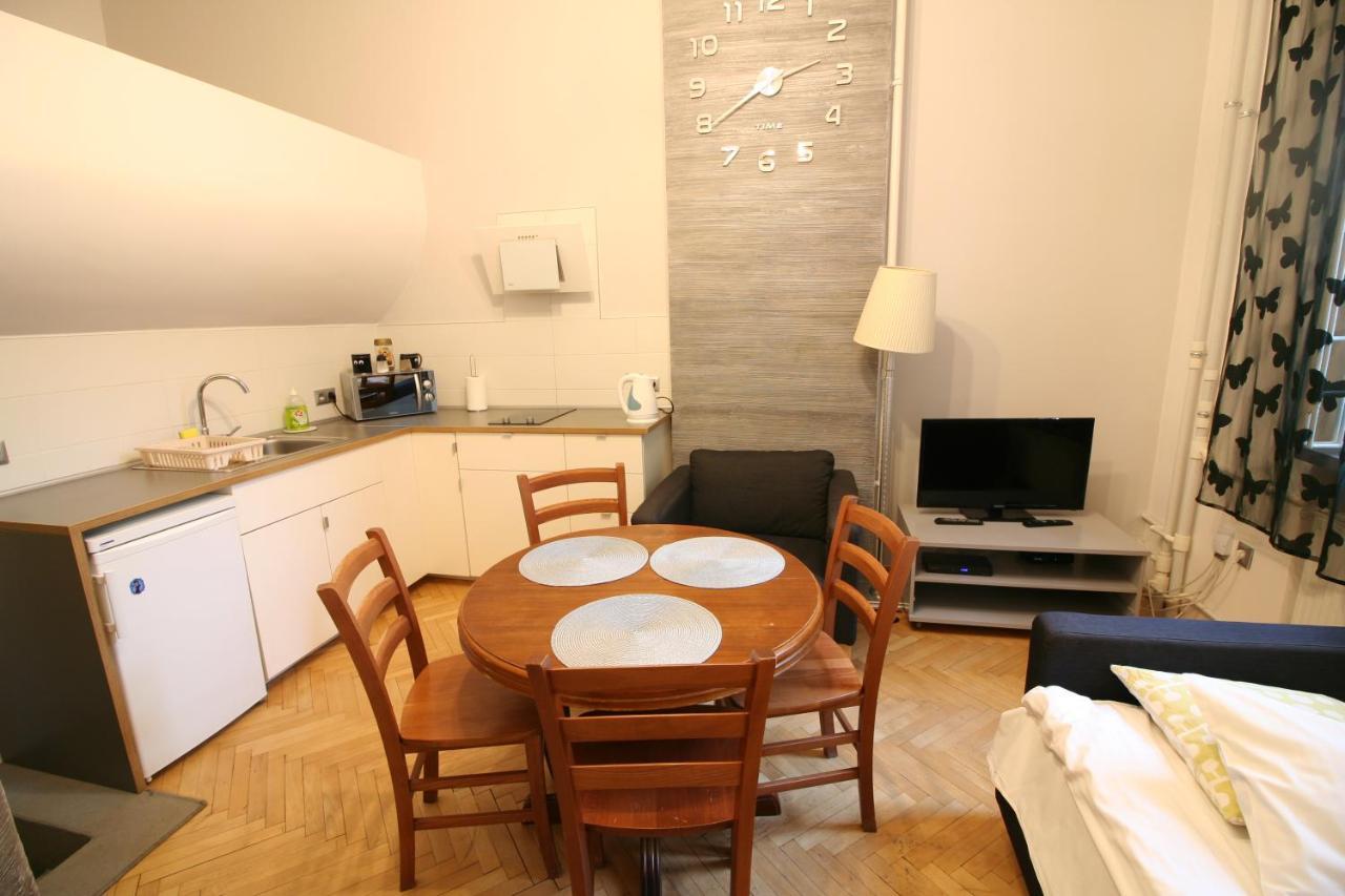 Apartamenty Varsovie Zelazna Extérieur photo